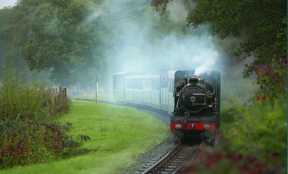 Série britânica sobre jornadas ferroviárias