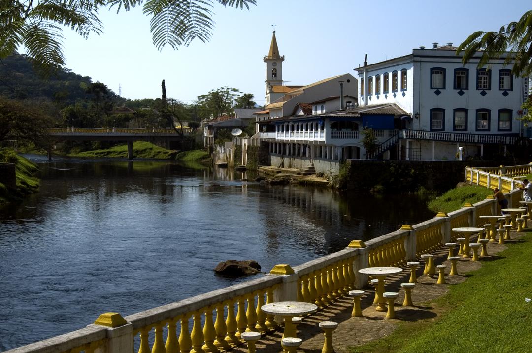 Serra Verde Express inaugura Casa da Memória em Morretes